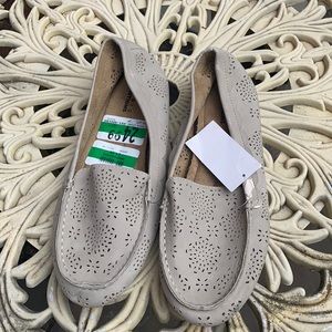 Basic Editions loafers sz. 7 NWT